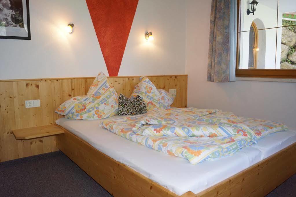 Appartement Ewald Siller Neustift im Stubaital Bagian luar foto